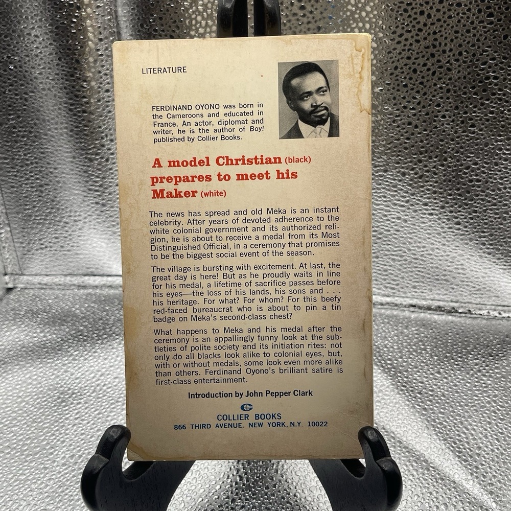 The Old Man and the Medal Ferdinand Oyono Collier Books African American Library - Picture 2 of 5